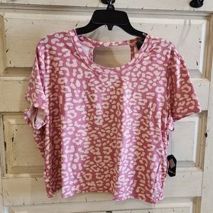 NWT FIERCE - Twist Back Top by Lularoe Sz. M